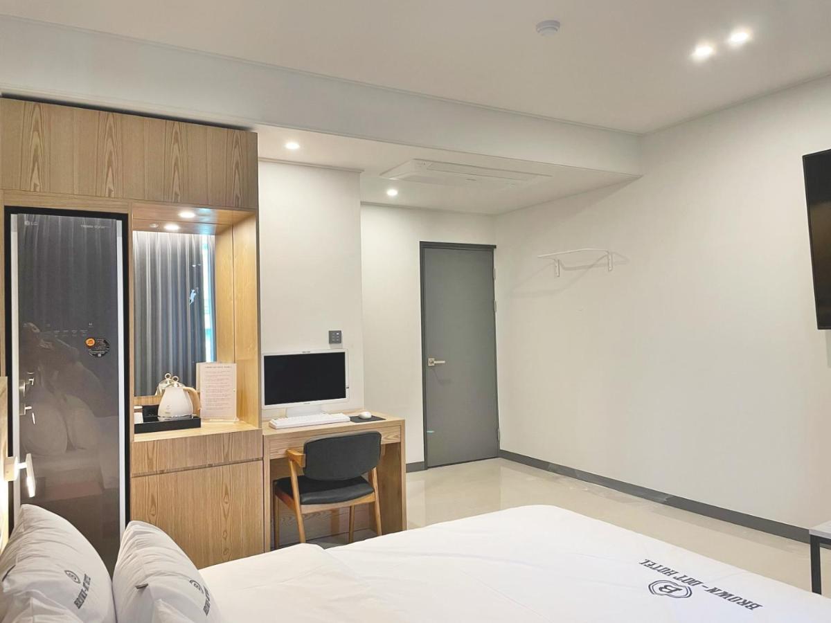 Brown Dot Hotel Gwangju Hanam Gwangju Metropolitan City Exterior photo